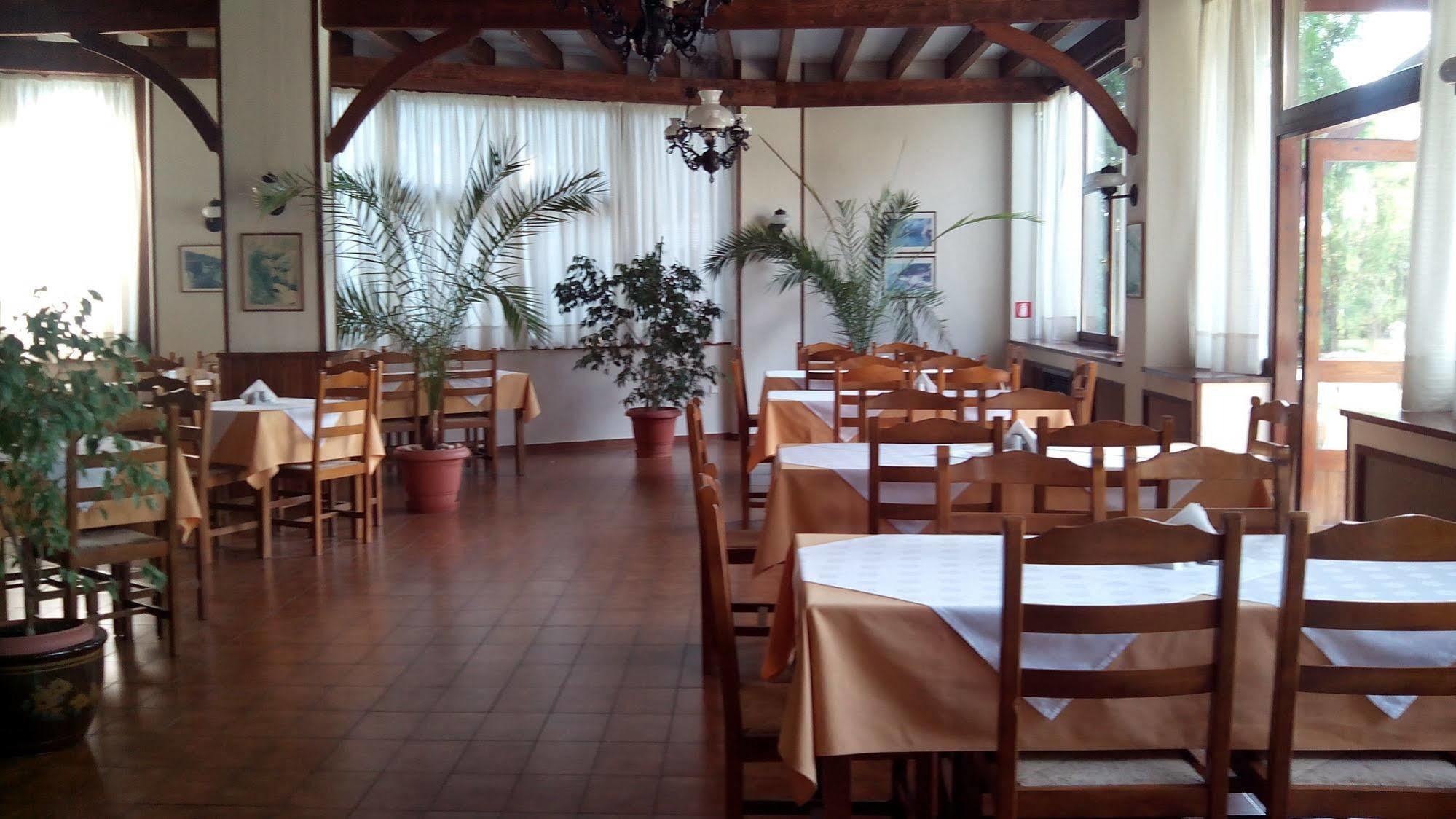 Rodopi Hotel Komotini Exterior photo